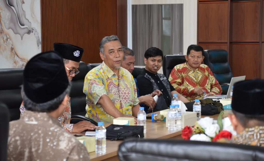 Jajaran pimpinan Tapak Suci Jawa Tengah melakukan audiensi dengan PWM Jawa Tengah untuk membahas persiapan Muktamar Tapak Suci 2026 di Semarang